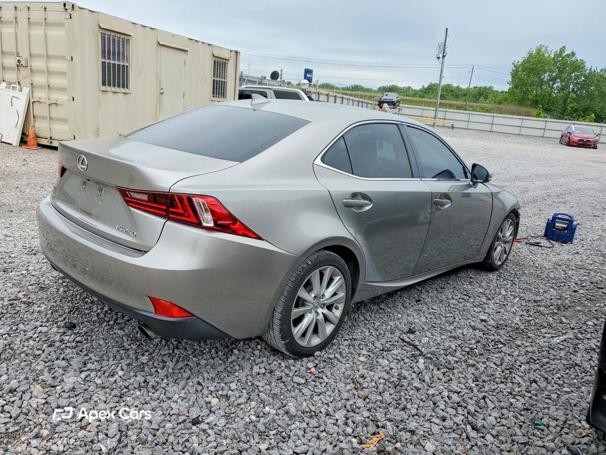 Lexus IS 2014