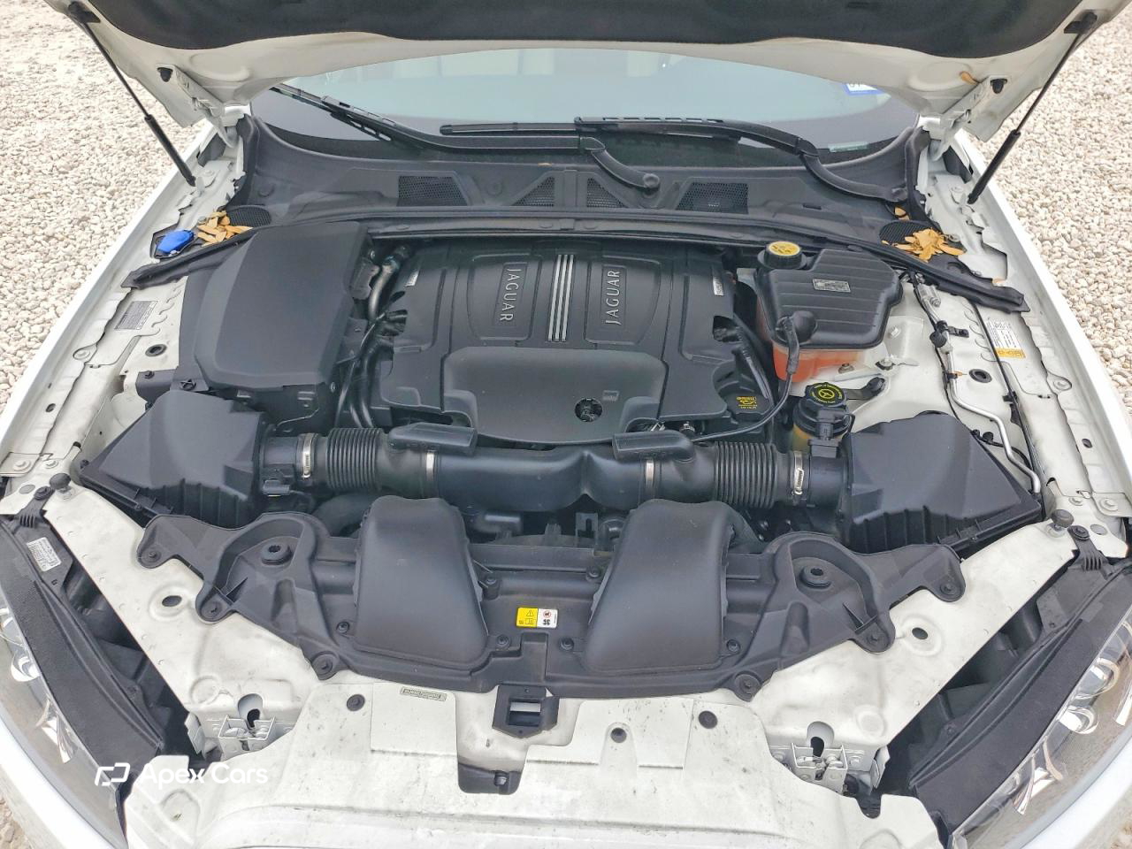 Jaguar XF 2013