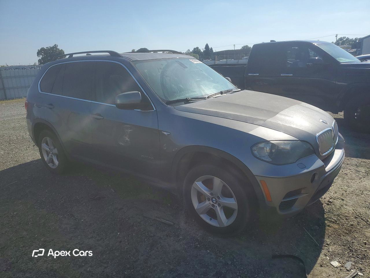 BMW X5 2011