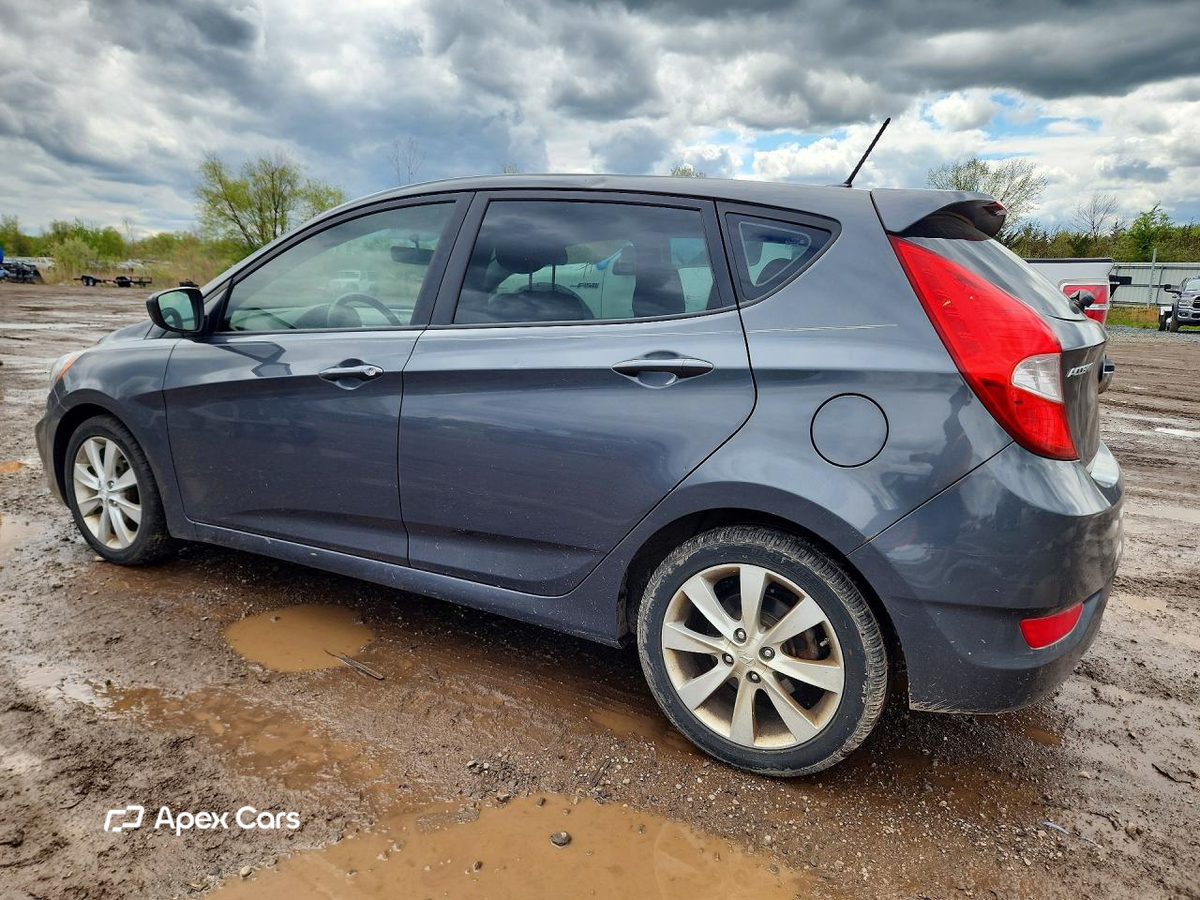 Hyundai Accent 2012