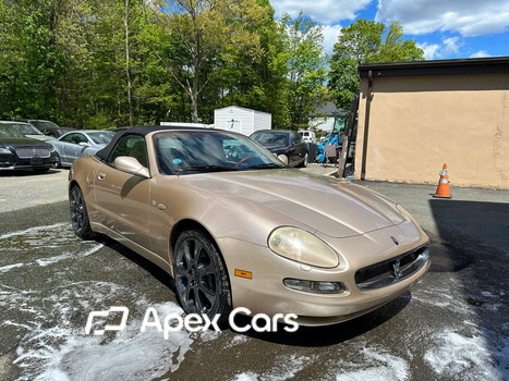 Maserati Spyder 2004 - Image 1 of 12