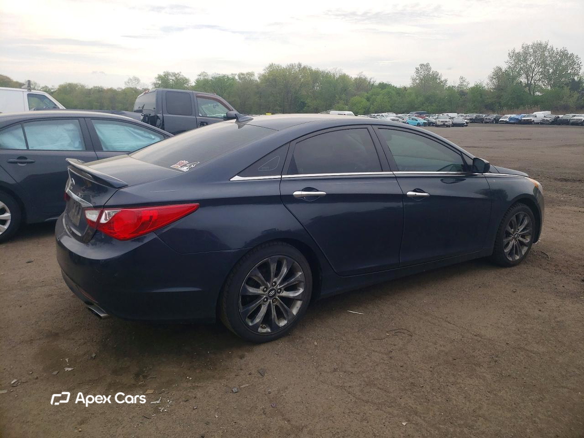 Hyundai Sonata 2011
