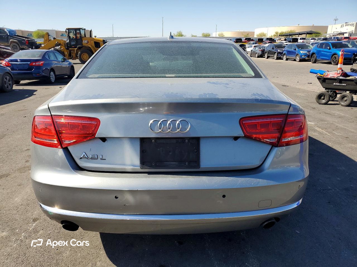 Audi A8 2013