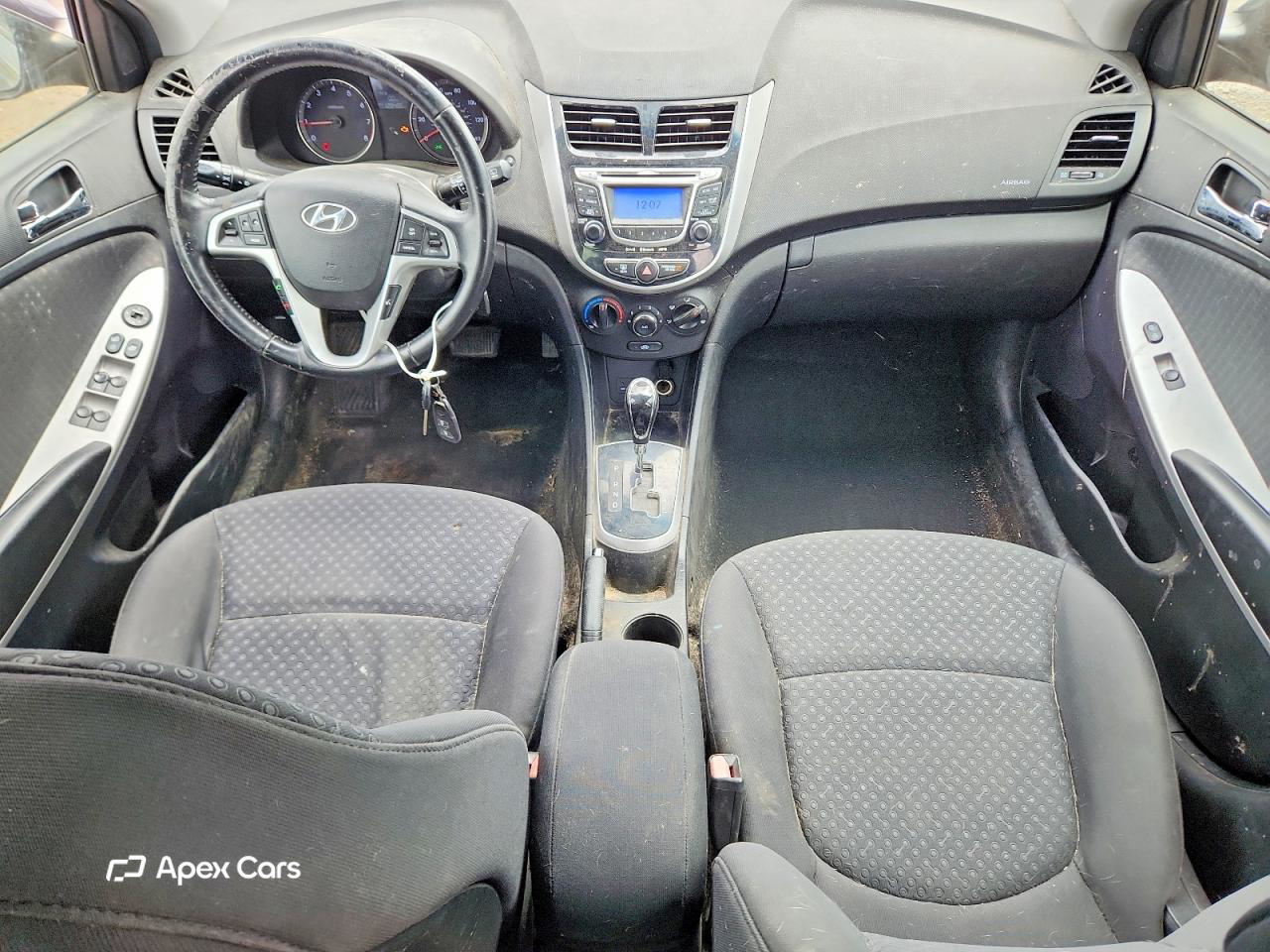 Hyundai Accent 2012