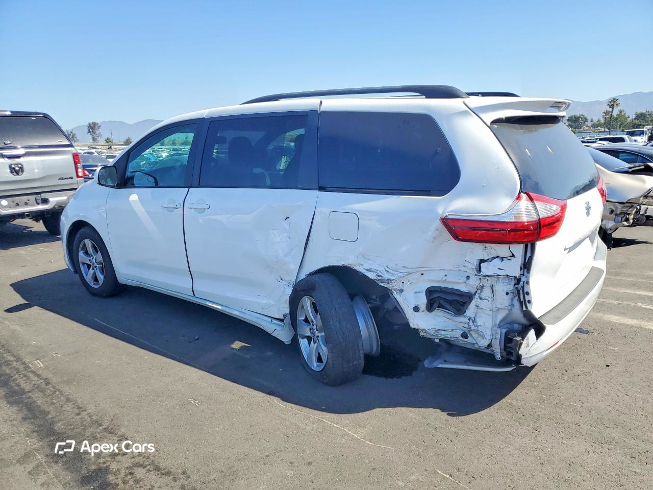 Toyota Sienna 2017