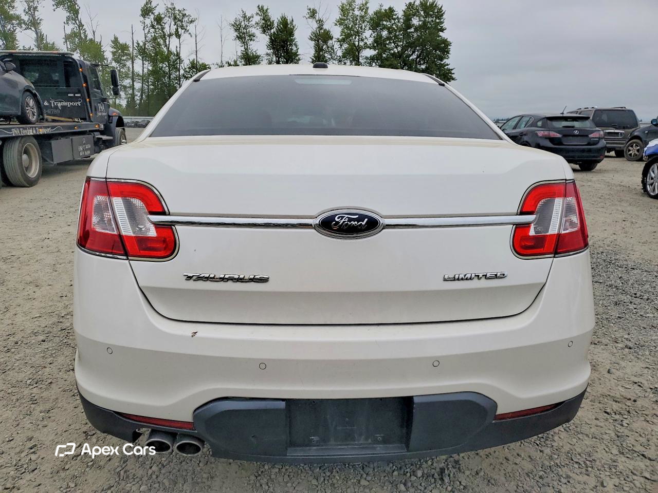 Ford Taurus 2010