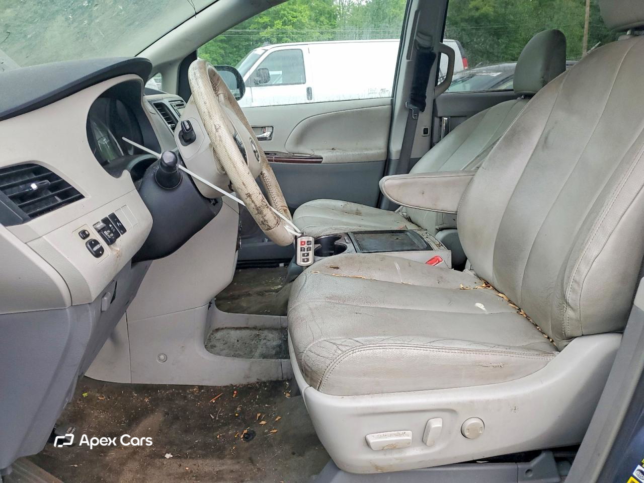 Toyota Sienna 2014