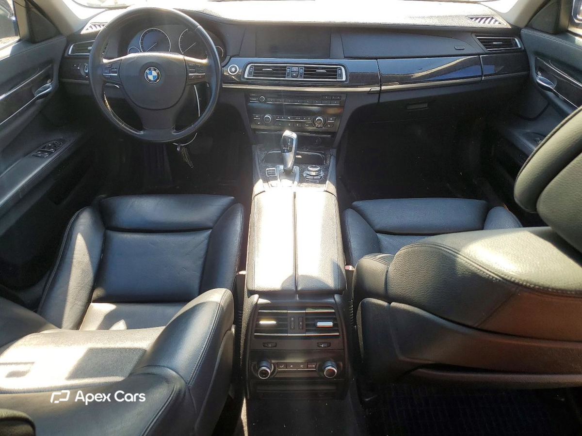 BMW Series 7 2011