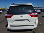 Toyota Sienna 2017