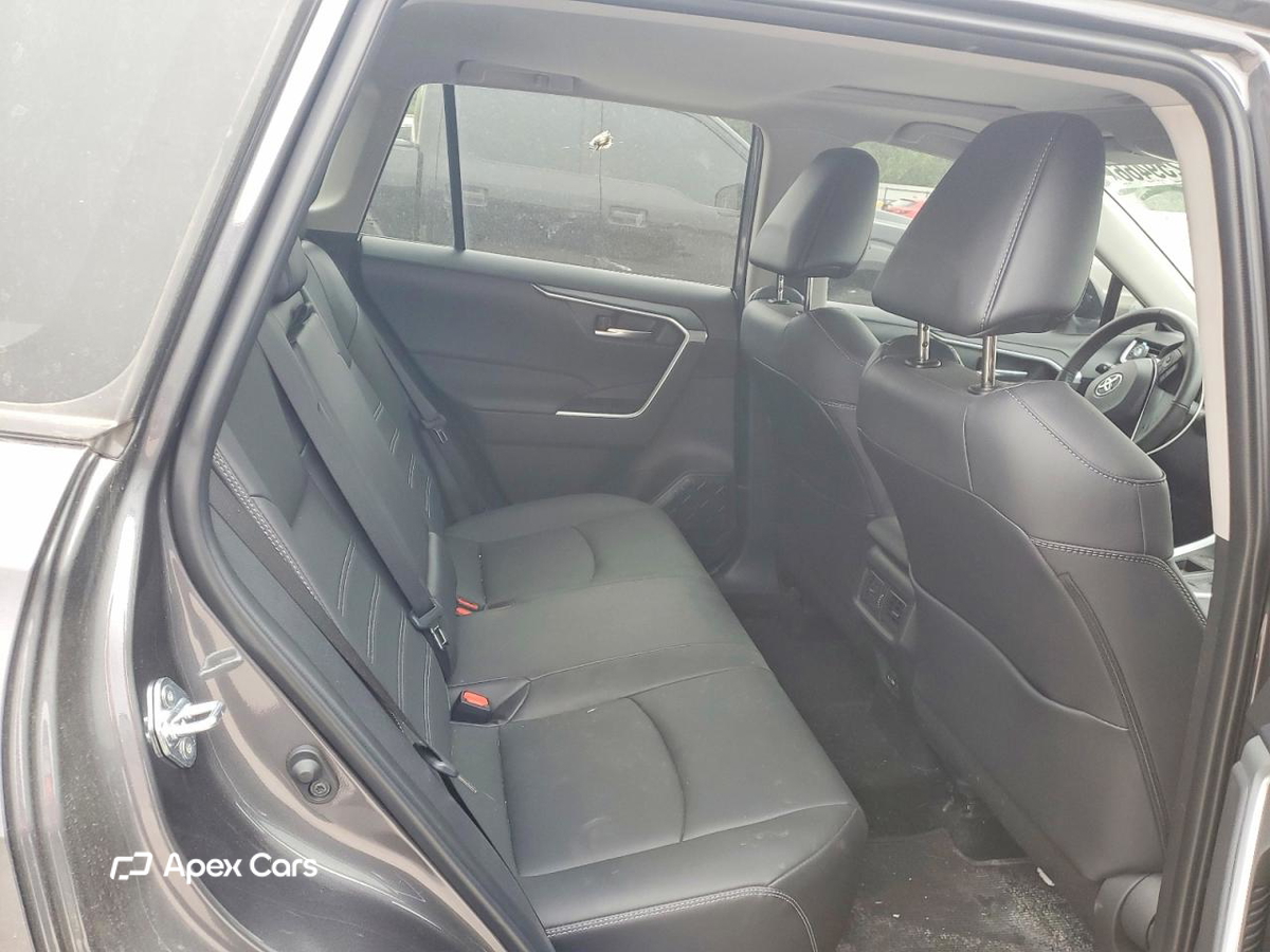 Toyota RAV 4 2025