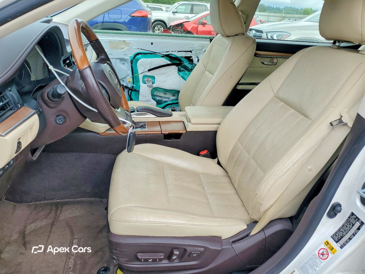 Lexus ES 2016