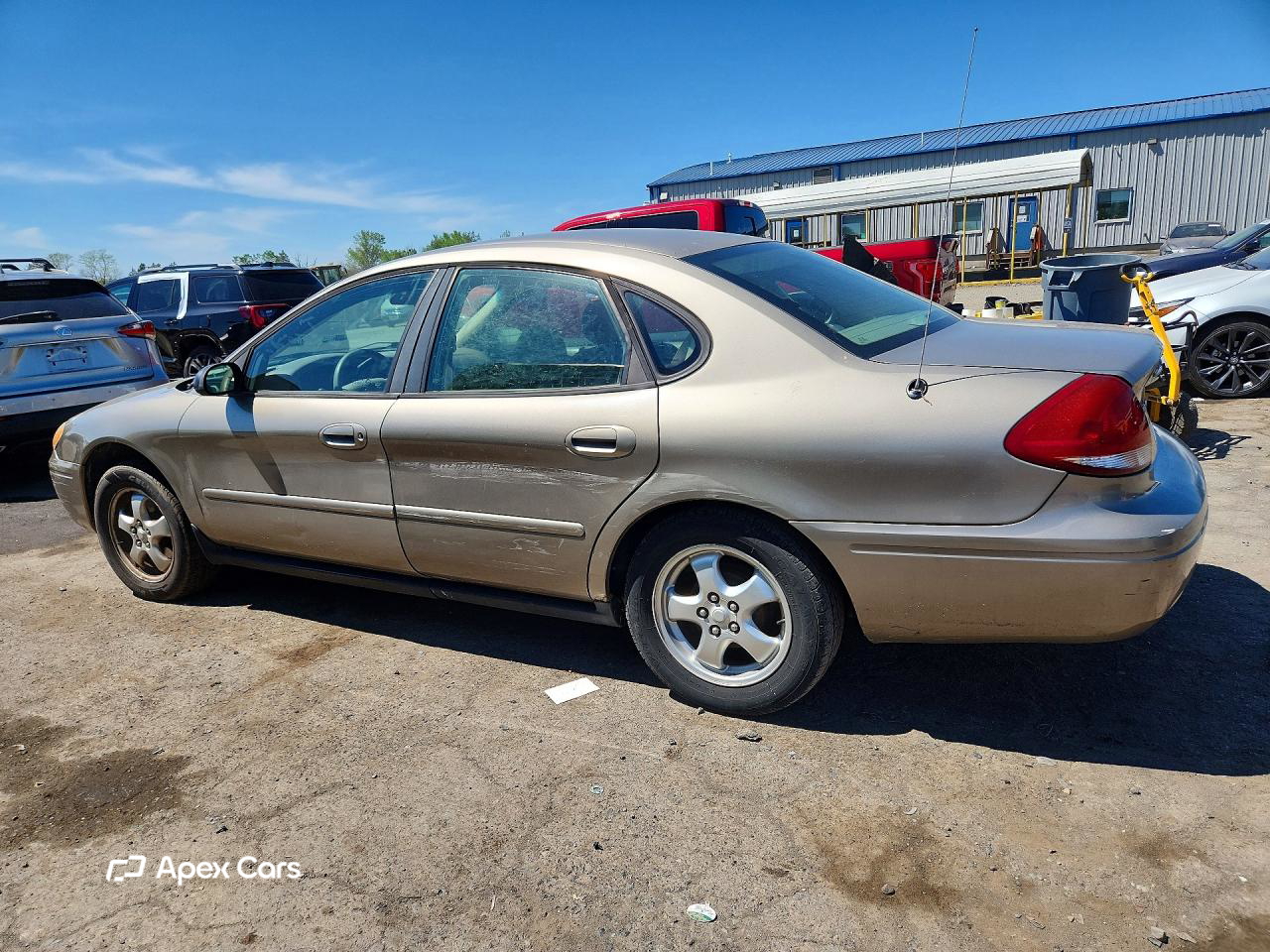 Ford Taurus 2004