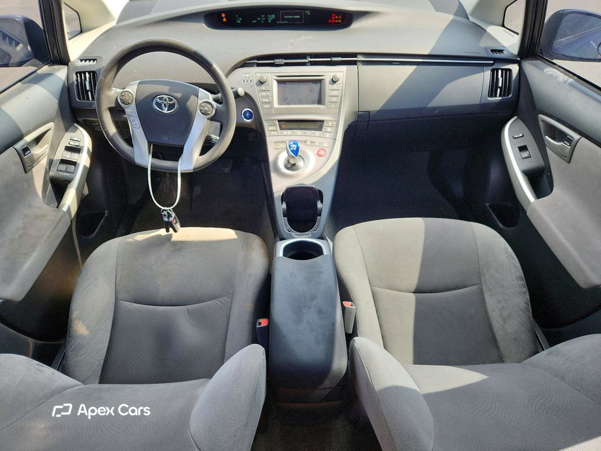 Toyota Prius 2015