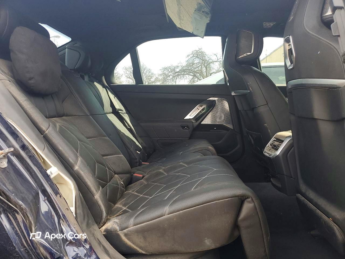 BMW i7 2024