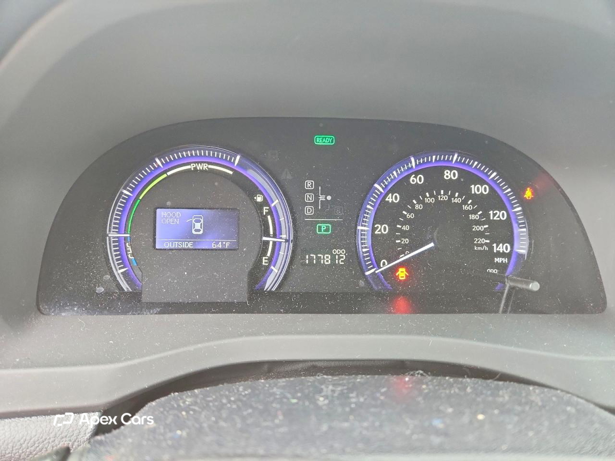 Lexus HS 2010