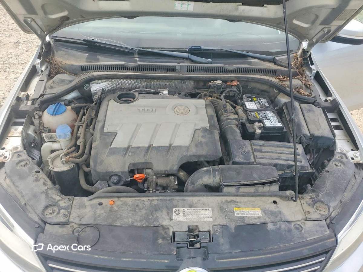 Volkswagen Jetta 2013