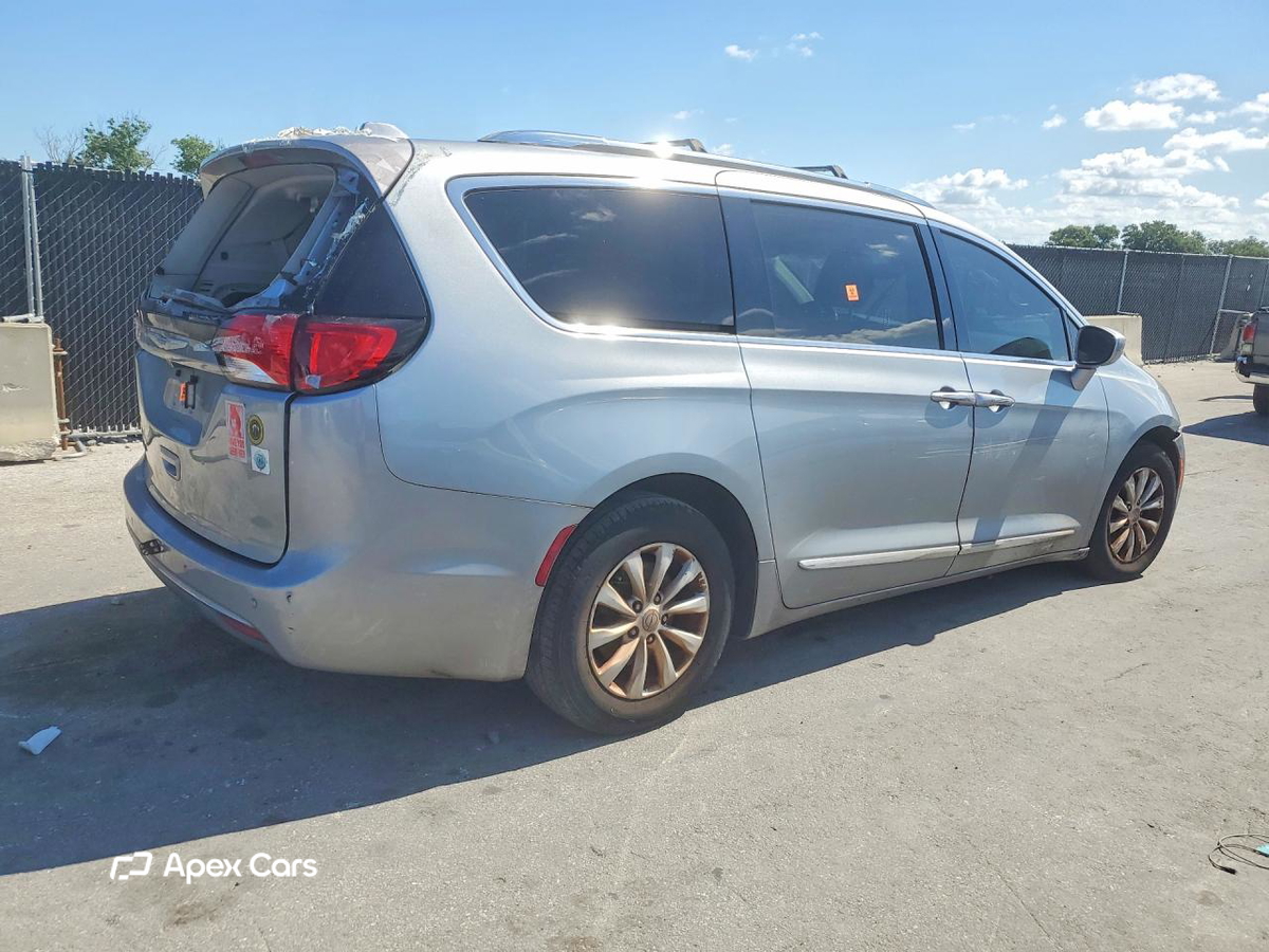 Chrysler Pacifica 2019