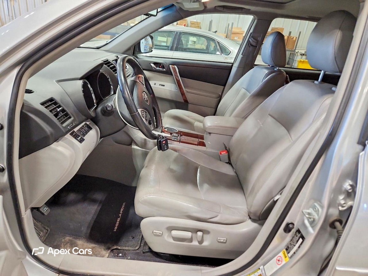 Toyota Highlander 2012