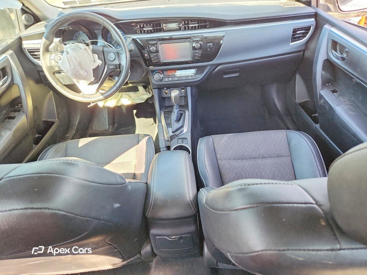 Toyota Corolla 2015