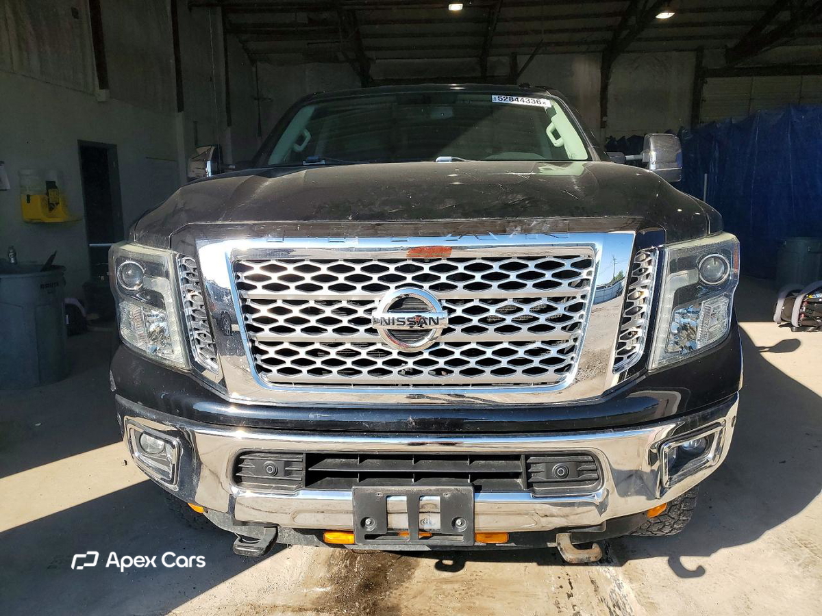 Nissan Titan 2016