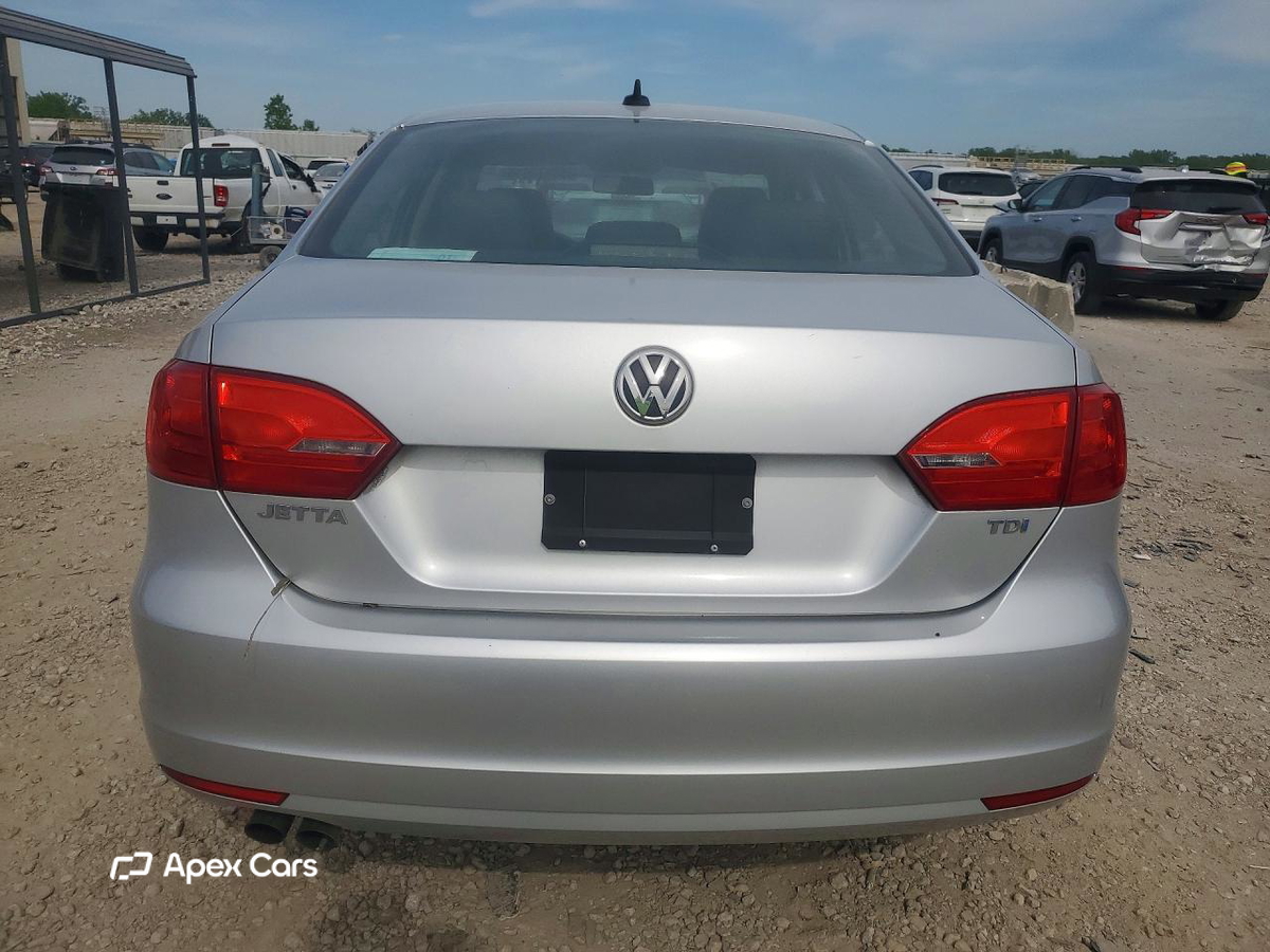 Volkswagen Jetta 2013