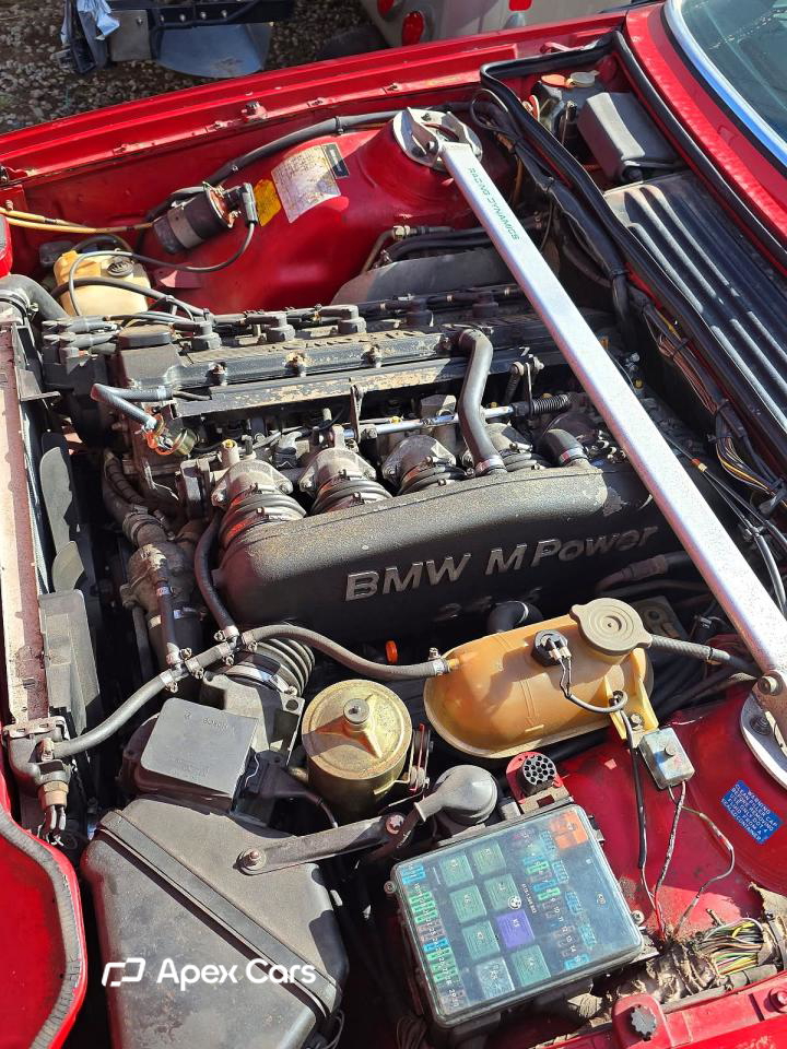 BMW M6 1987