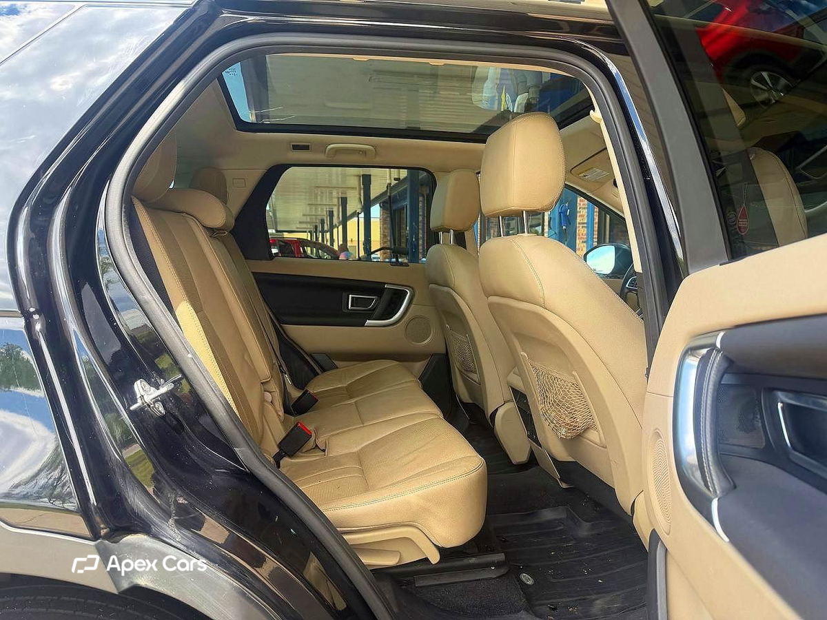 Land Rover Discovery 2018