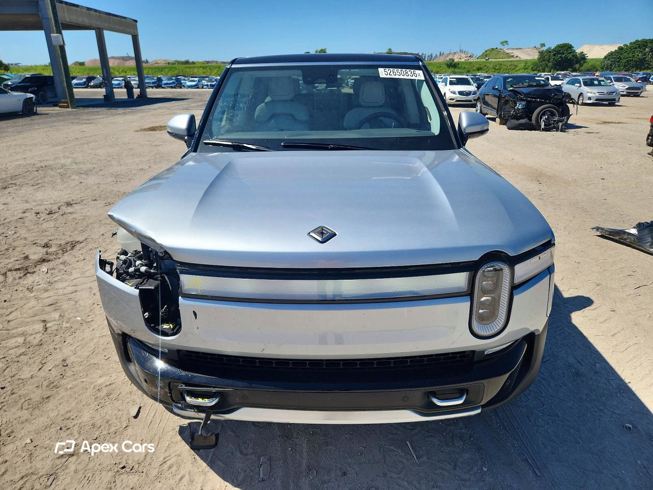 Rivian R1S 2023