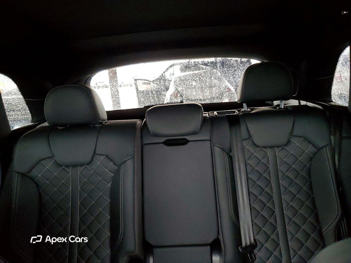 Audi SQ5 2024