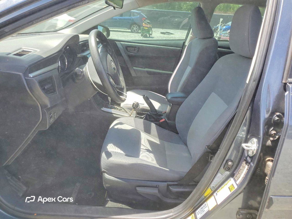 Toyota Corolla 2015