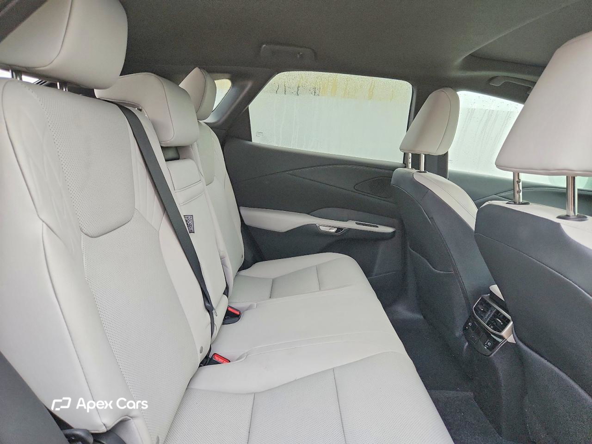 Lexus RX 2025