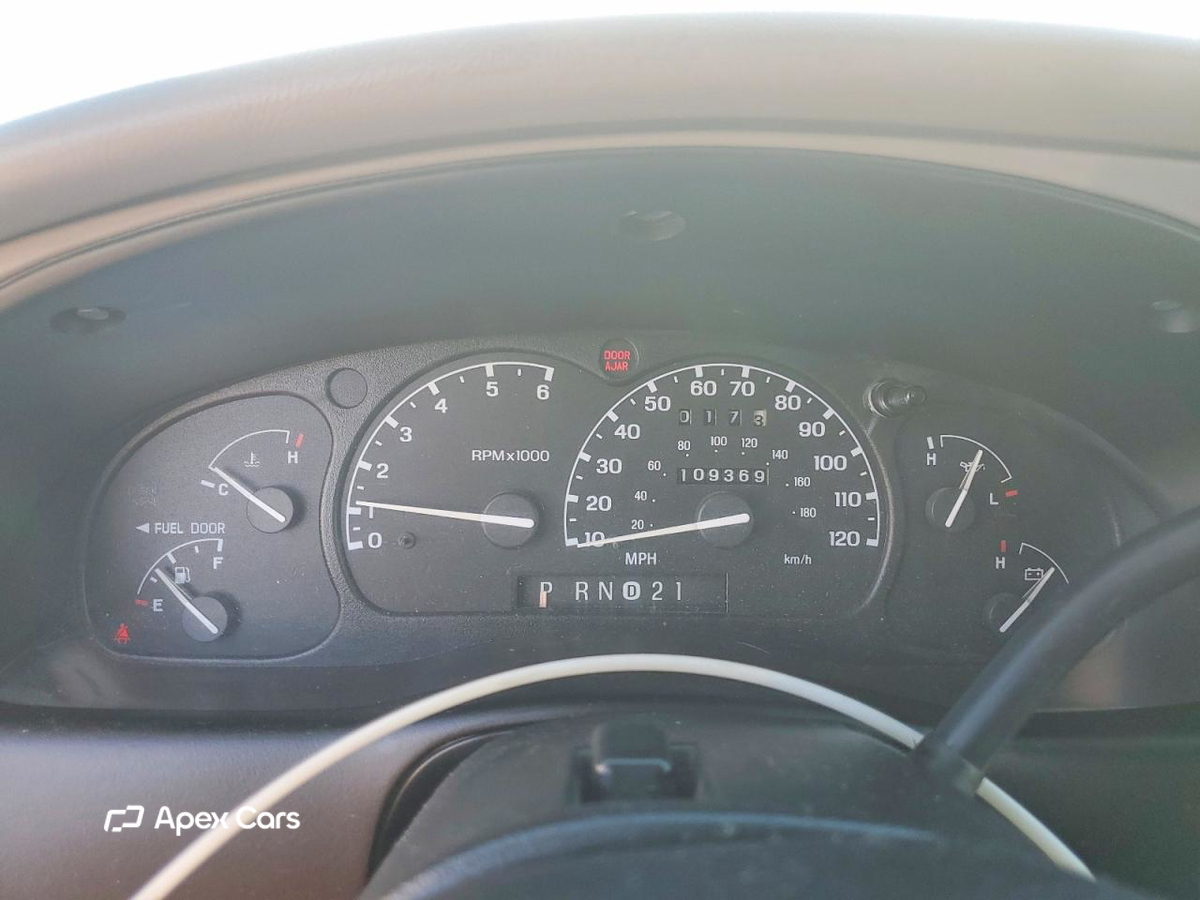 Ford Explorer 2000