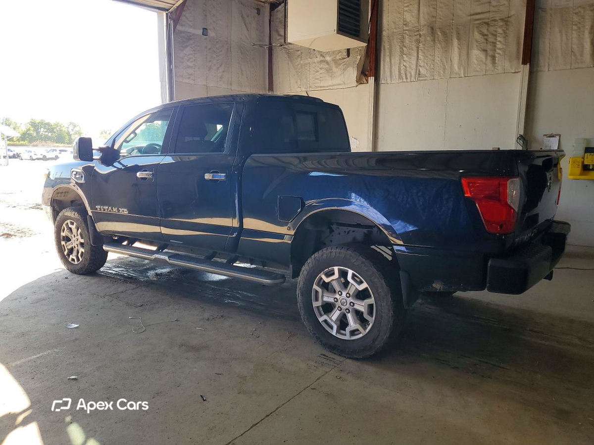 Nissan Titan 2016