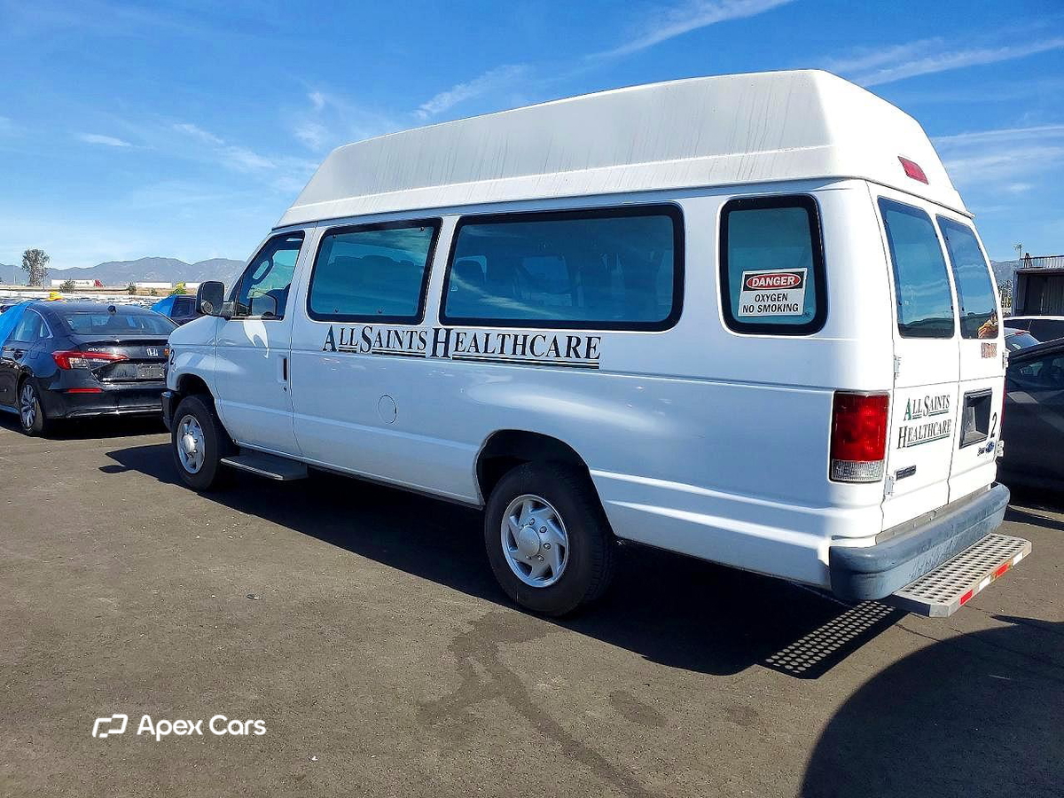 Ford Econoline 2009