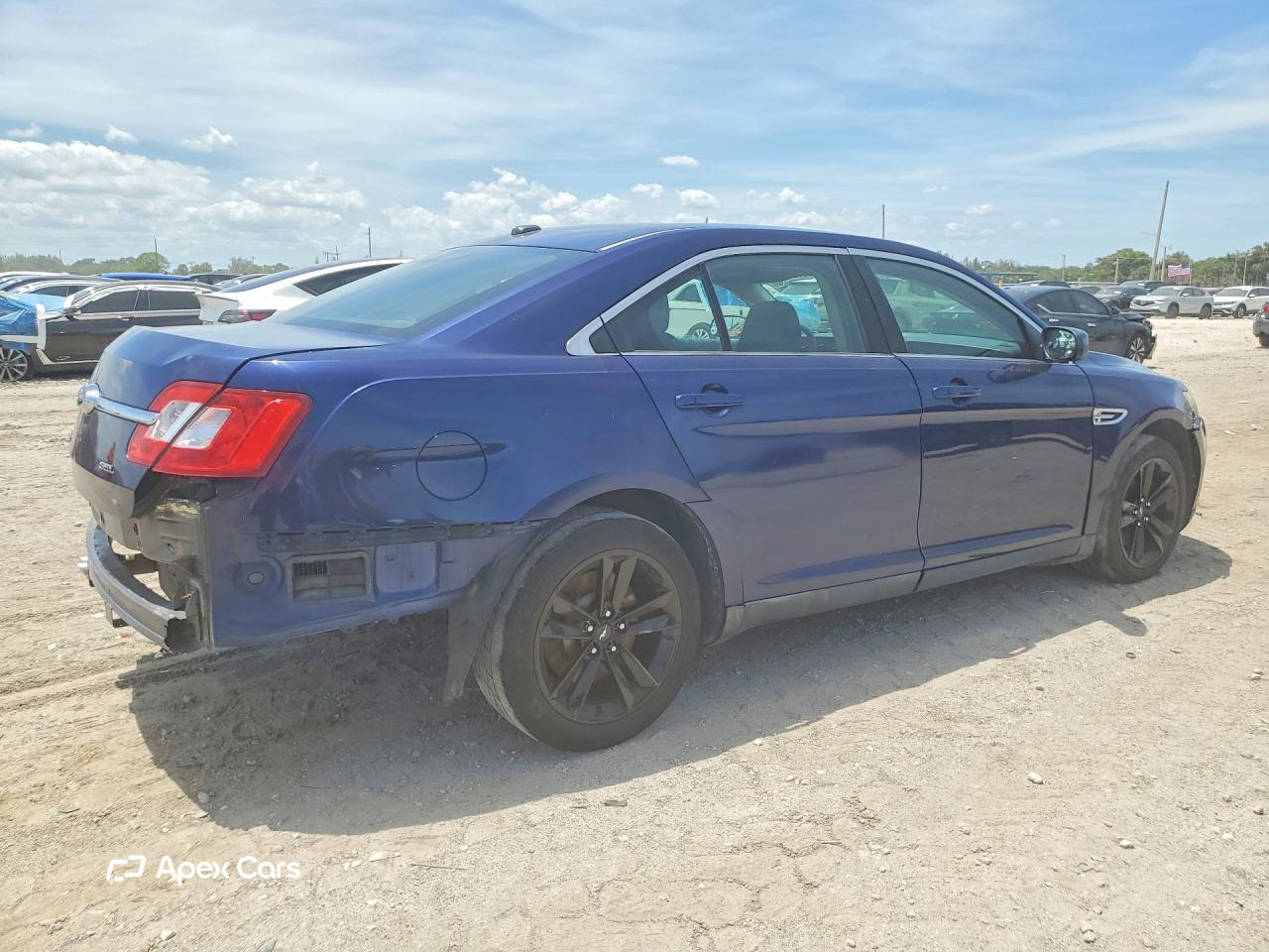 Ford Taurus 2011