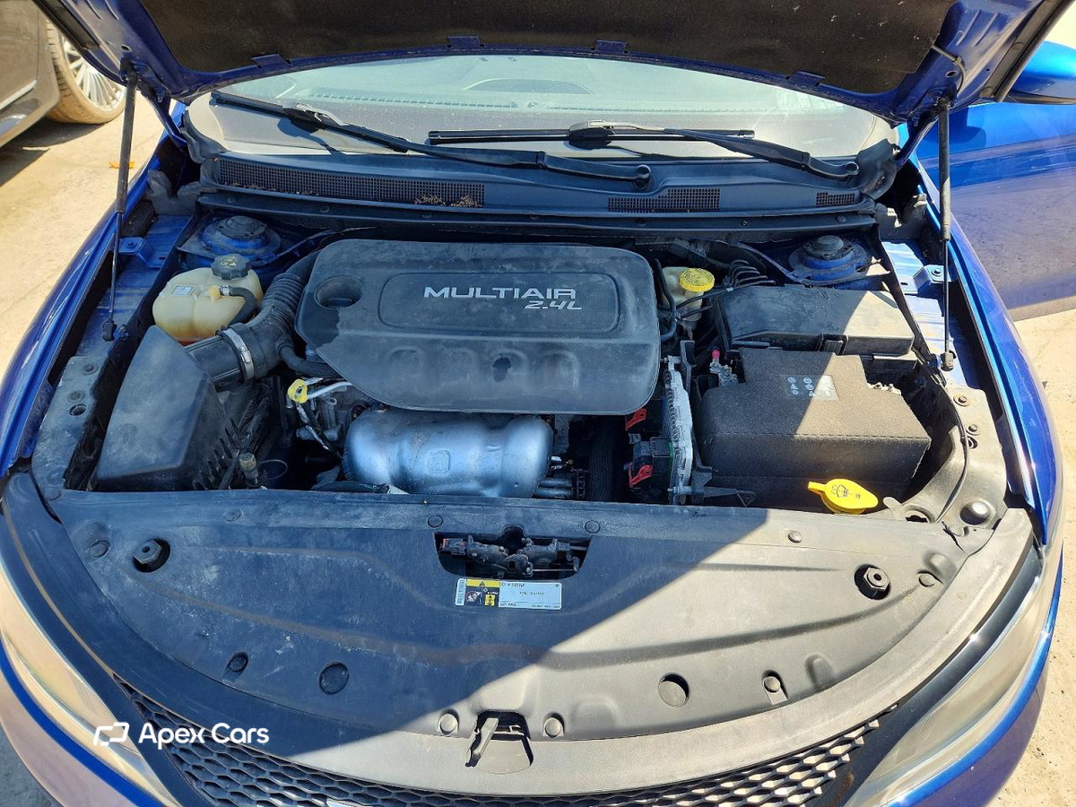 Chrysler 200 2015