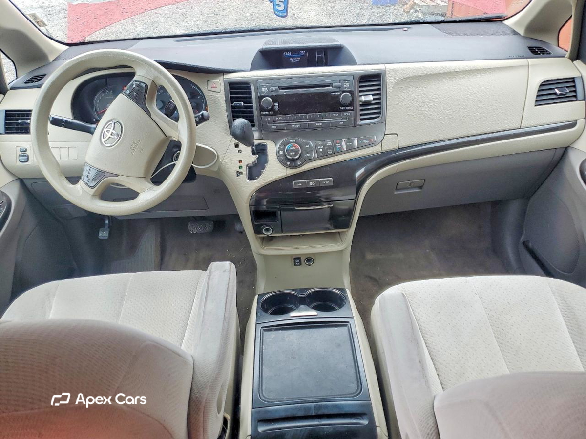 Toyota Sienna 2014