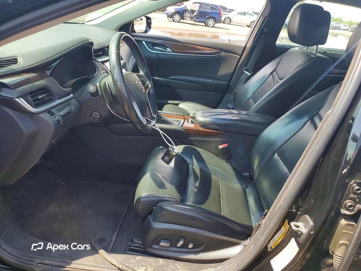 Cadillac XTS 2013