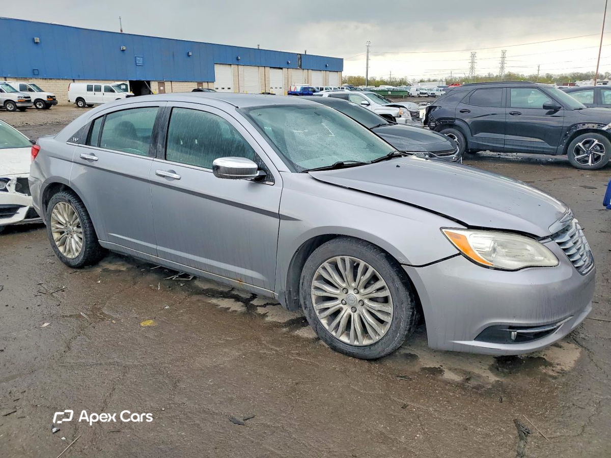 Chrysler 200 2013