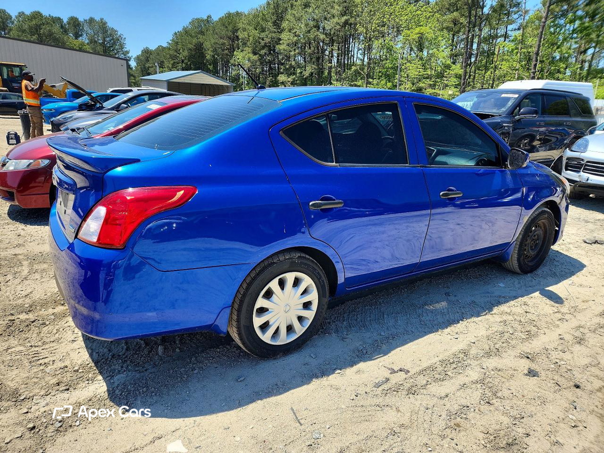 Nissan Versa 2016