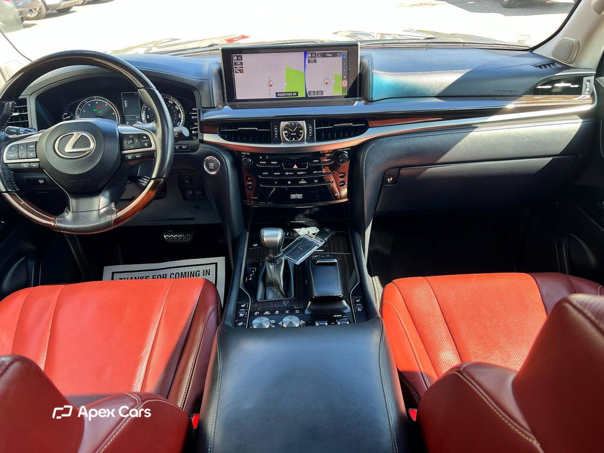Lexus LX 2017
