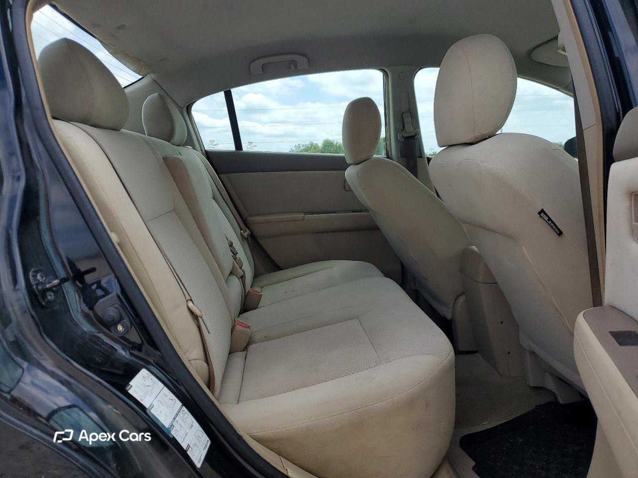 Nissan Sentra 2010