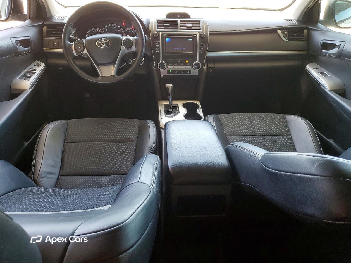 Toyota Camry 2012