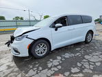 Chrysler Pacifica 2023