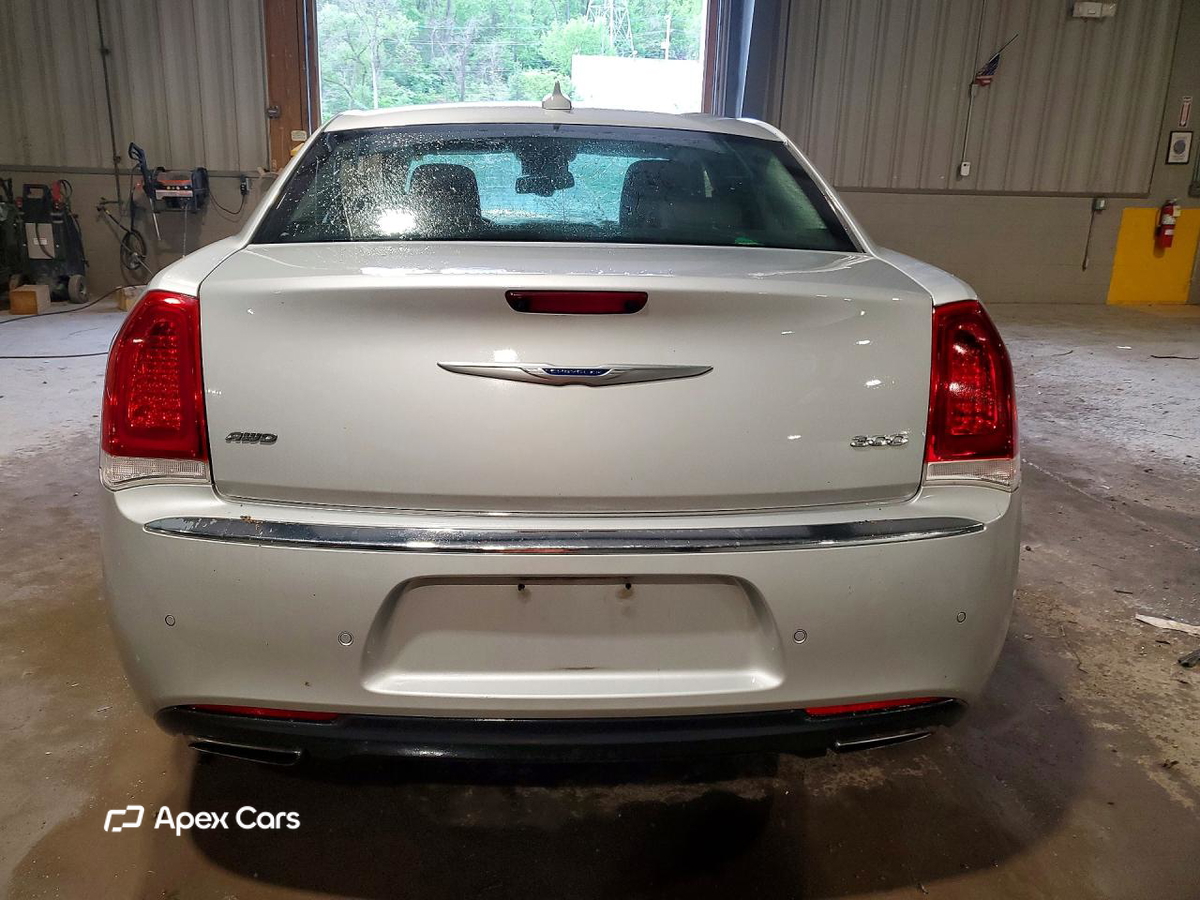 Chrysler 300 2020