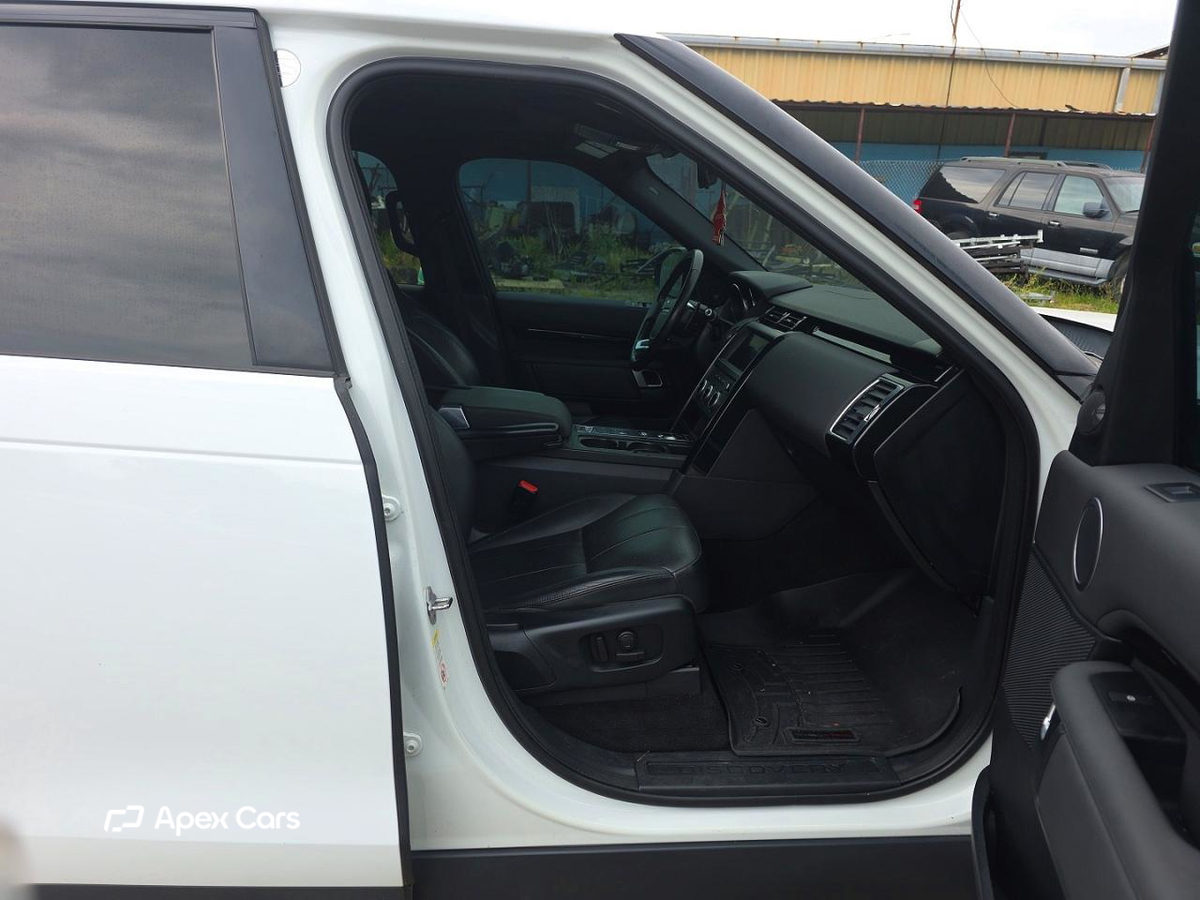 Land Rover Discovery 2020
