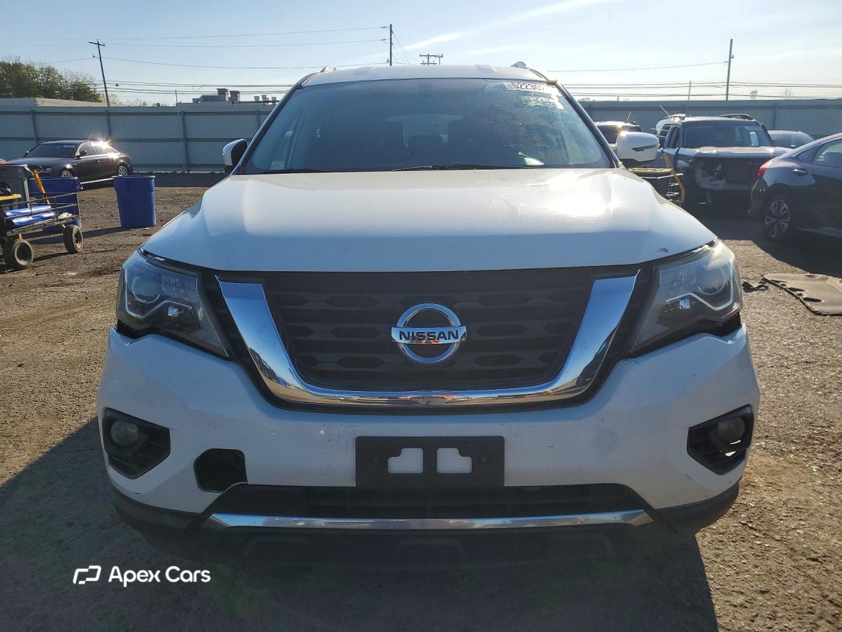 Nissan Pathfinder 2018