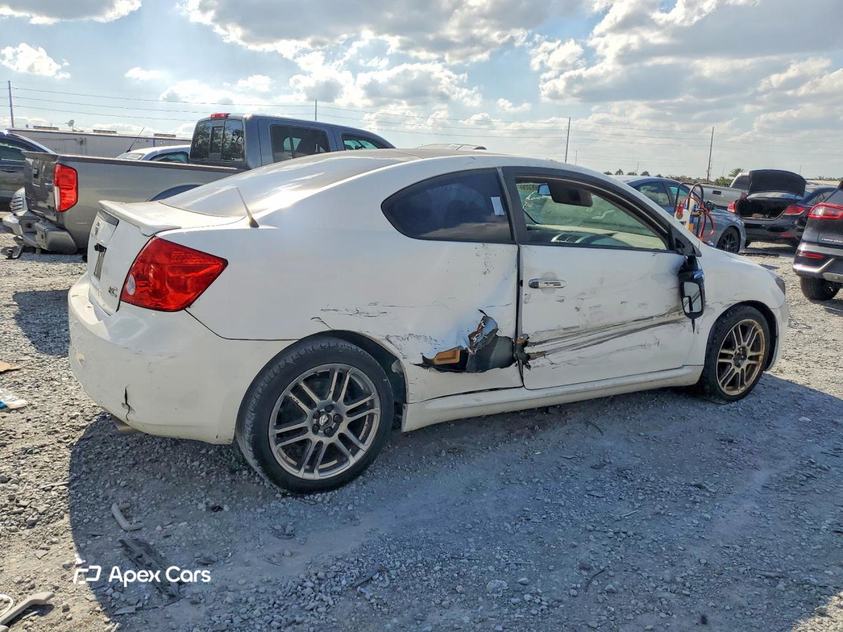 Scion tC 2005