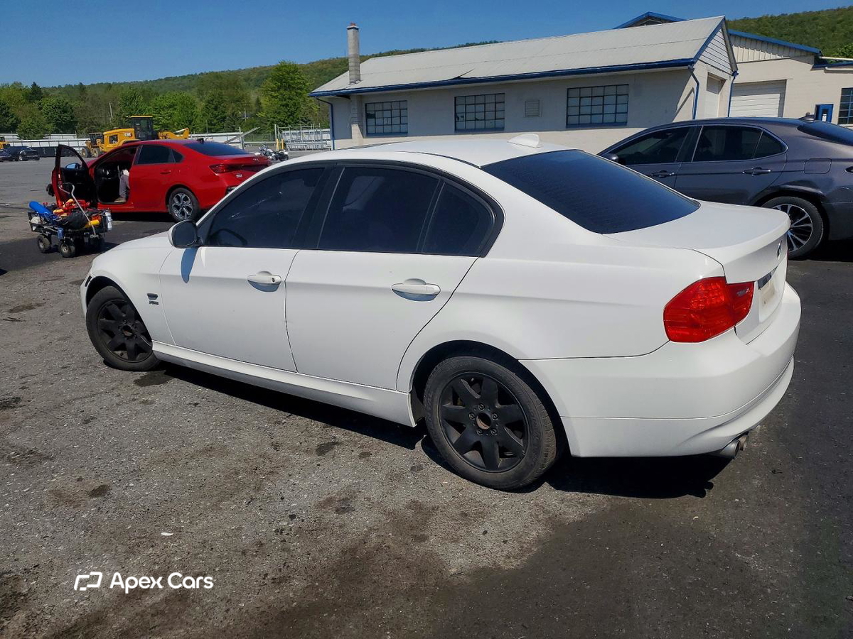 BMW Series 3 2011