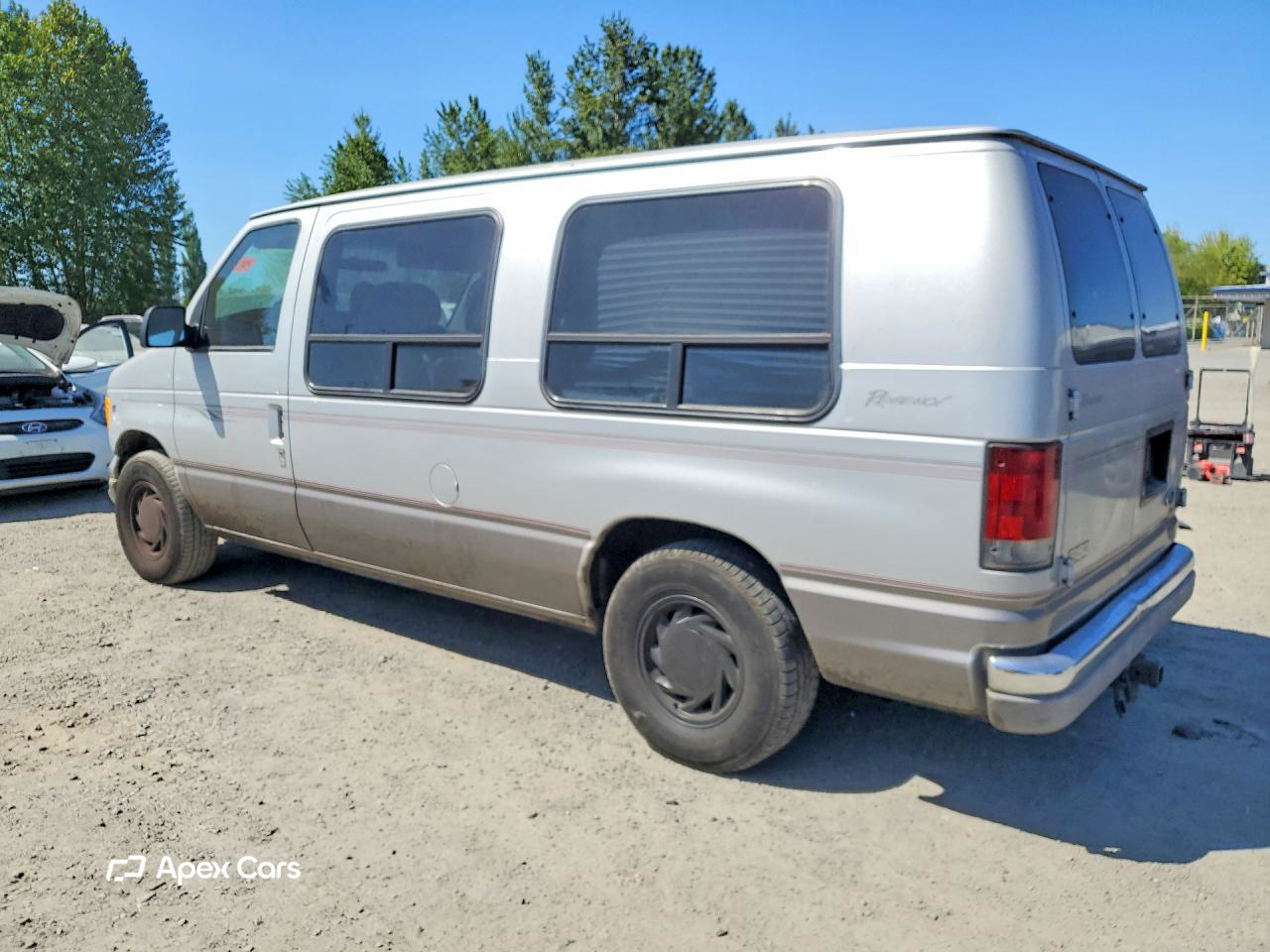 Ford Econoline 2002